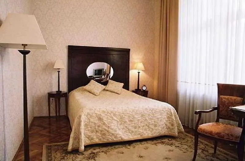 Ostoya Palace Hotel Cracóvia